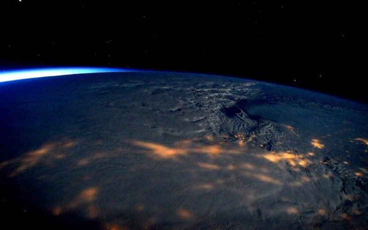 Φωτογραφίες της  χιονοθύελλας που έπληξε τις ΗΠΑ  από τον Διεθνή Διαστημικό Σταθμό