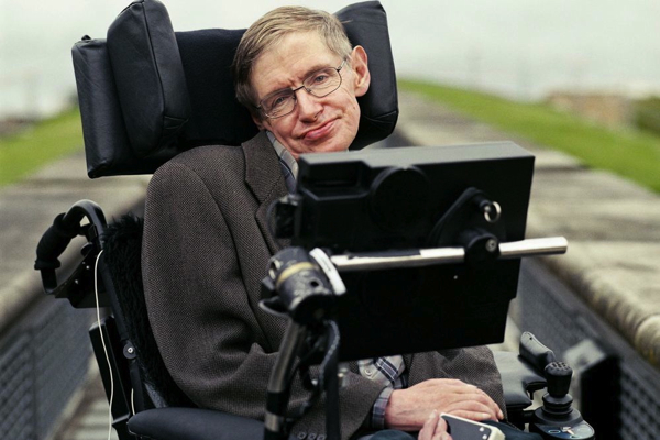 Stephen Hawking: Επικίνδυνη η επικοινωνία με εξωγήινα όντα