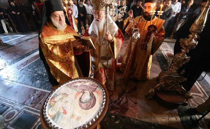 Το Αγιο Ορος εόρτασε την Παναγία: Η Κοίμηση της Θεοτόκου στο Βατοπαίδι
